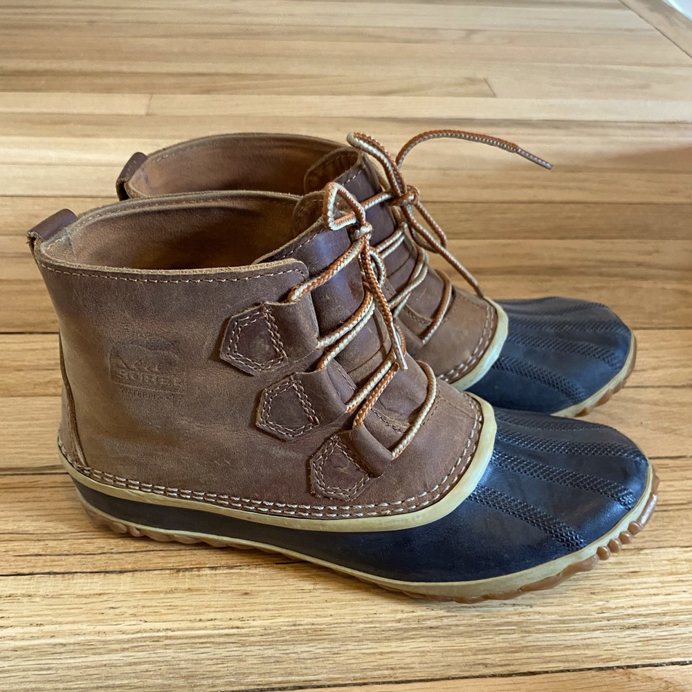Sorel Out n About boots